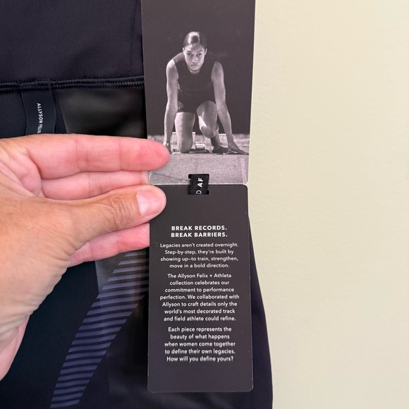 New Athleta Allyson Felix legend shortie Black Athletic Shorts women’s size 1X - Picture 4 of 14